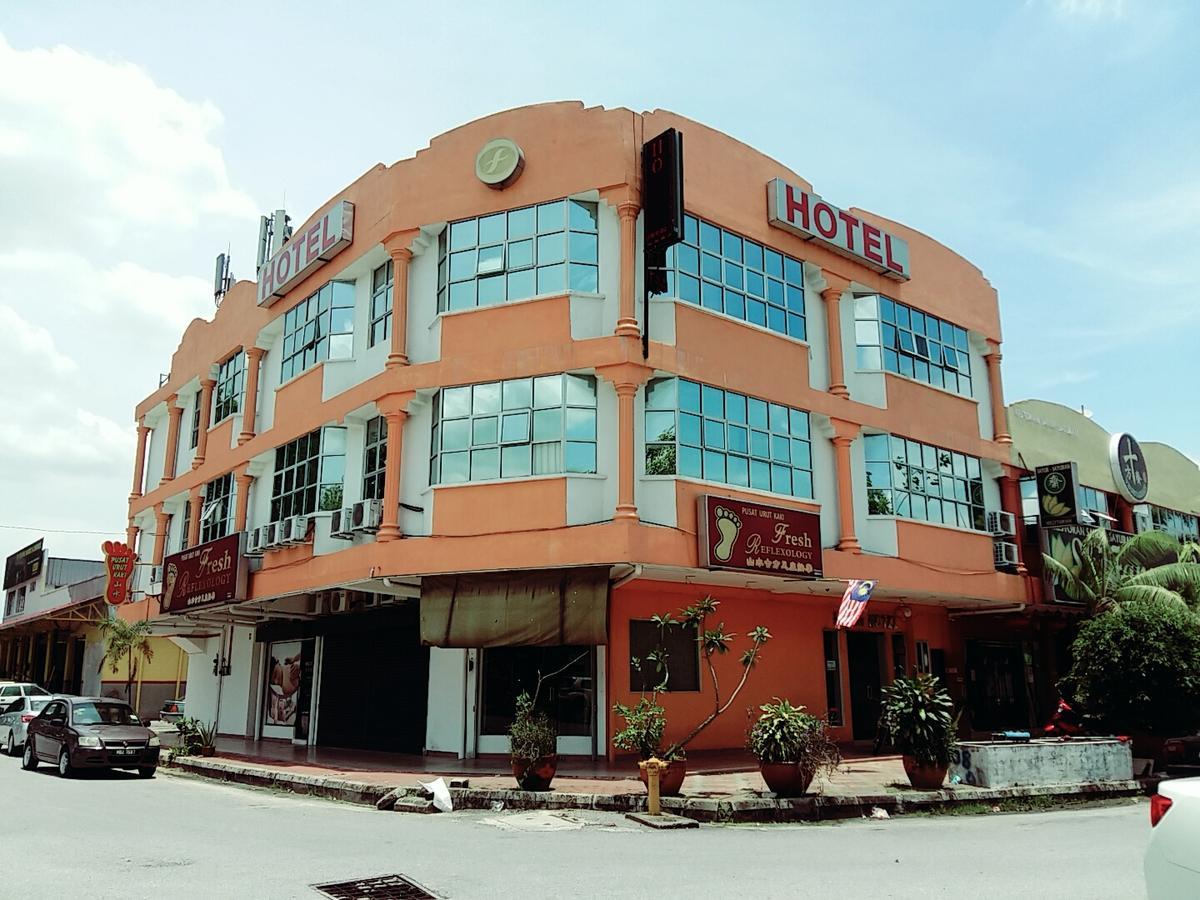 Fresh Hotel Falim Ipoh Exteriör bild